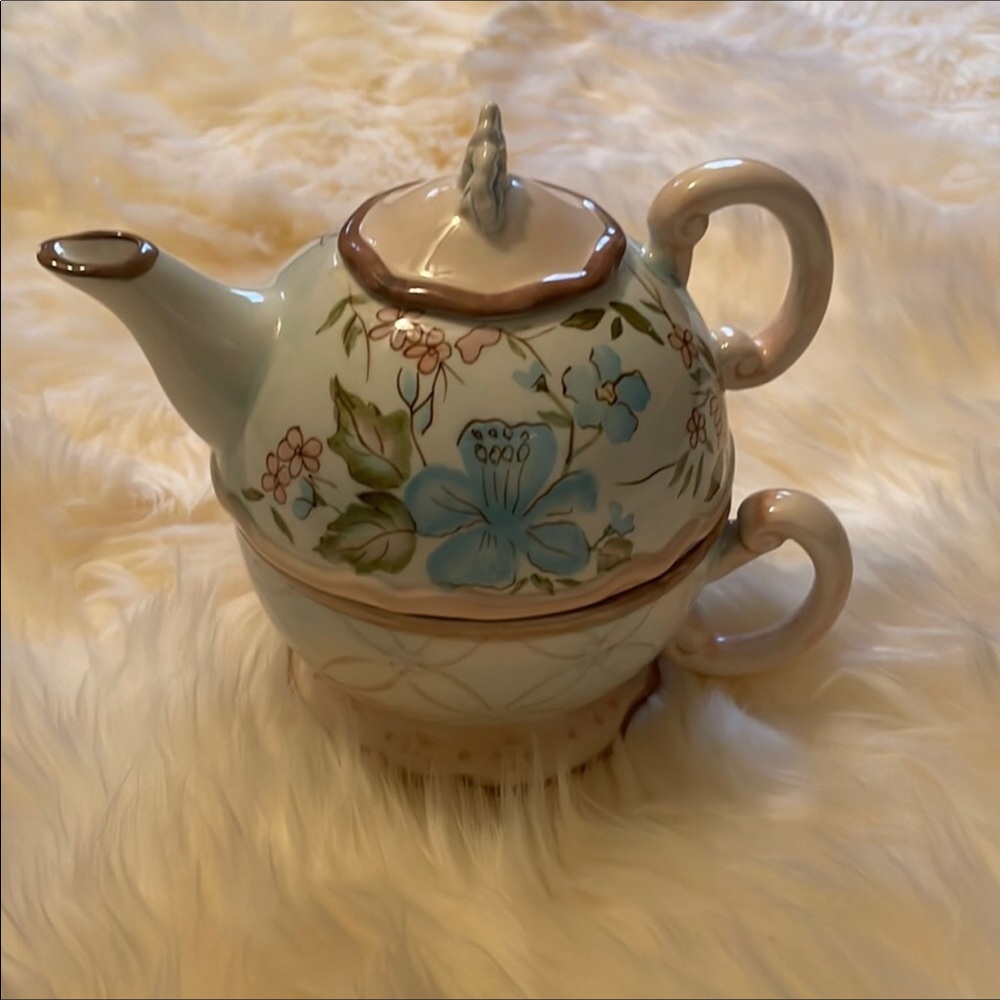 Tracy Porter Rare Handpainted Teapot